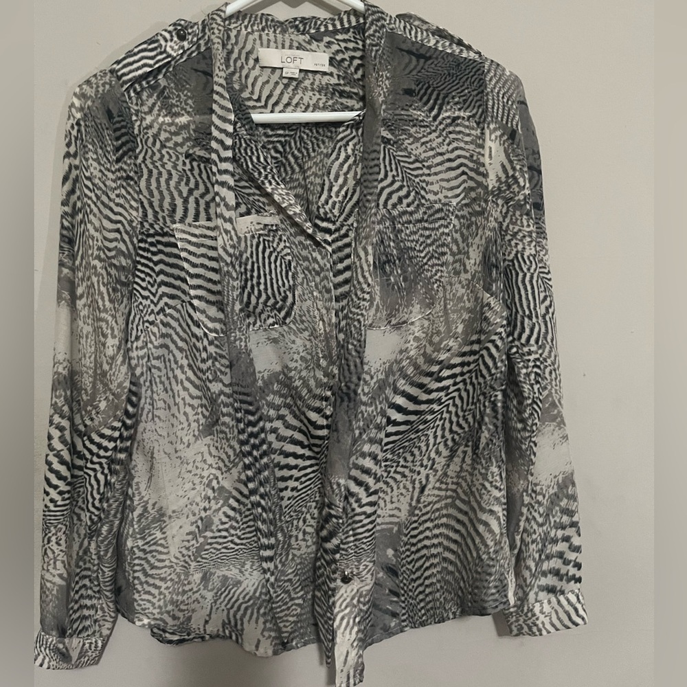 50 Shades of Grey patterned LOFT Blouse!